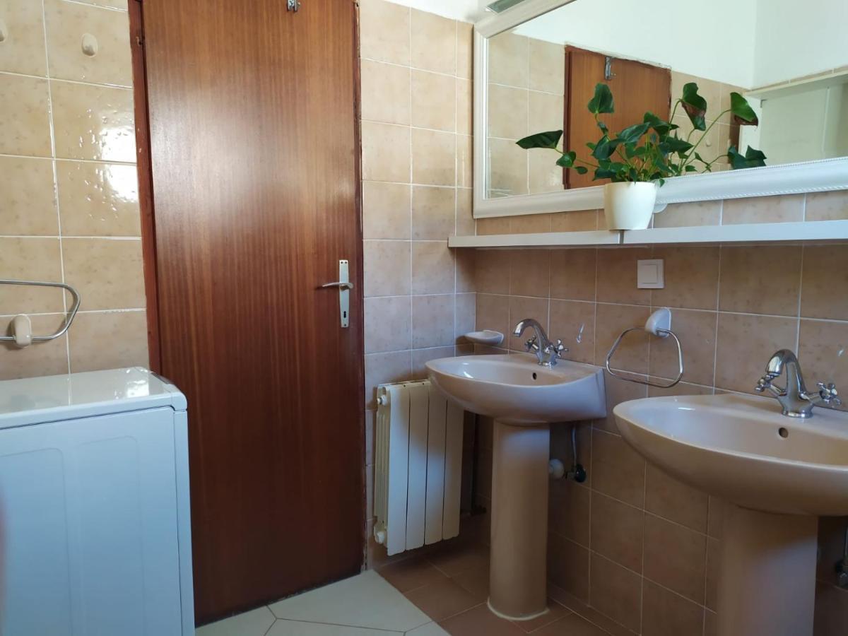 Apartman Andela ポドゥゴラ エクステリア 写真
