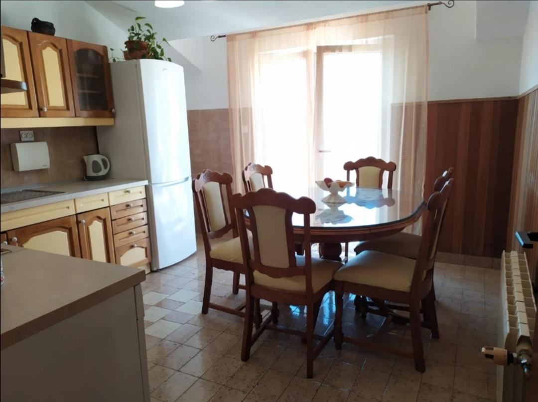 Apartman Andela ポドゥゴラ エクステリア 写真
